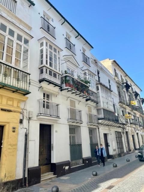 Gatu La Joya Escondida " Preferente Mayores De 25 Anos Y Familias " El Puerto de Santa Maria Bagian luar foto